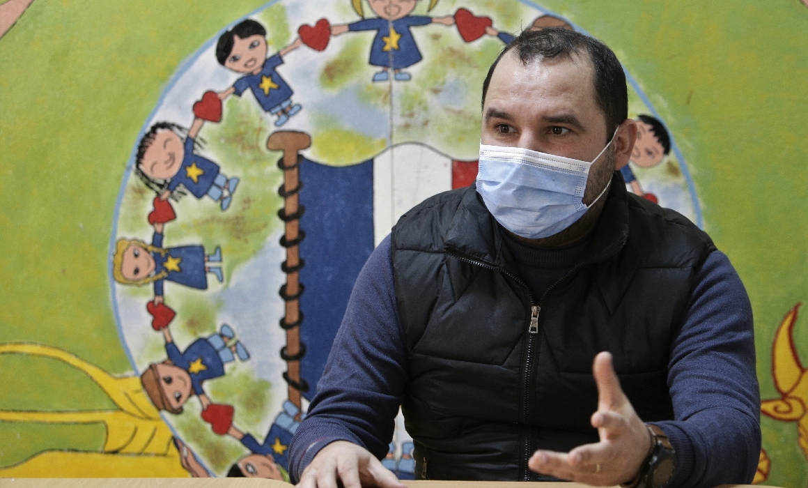 Ionuț Stan, activistul care vrea să îi facă pe romi mândri de etnia lor: „Le spun copiilor că pot face orice în viață dacă muncesc”