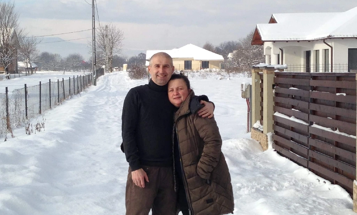Profesori ucraineni din Sighet, cu familia rămasă într-un oraș bombardat: „Tata e trecut prin polonezi, sovietici, Covid. Acum au venit rușii” Profesori ucraineni din Sighet, cu familia rămasă într-un oraș bombardat: „Tata e trecut prin polonezi, sovietici, Covid. Acum au venit rușii”