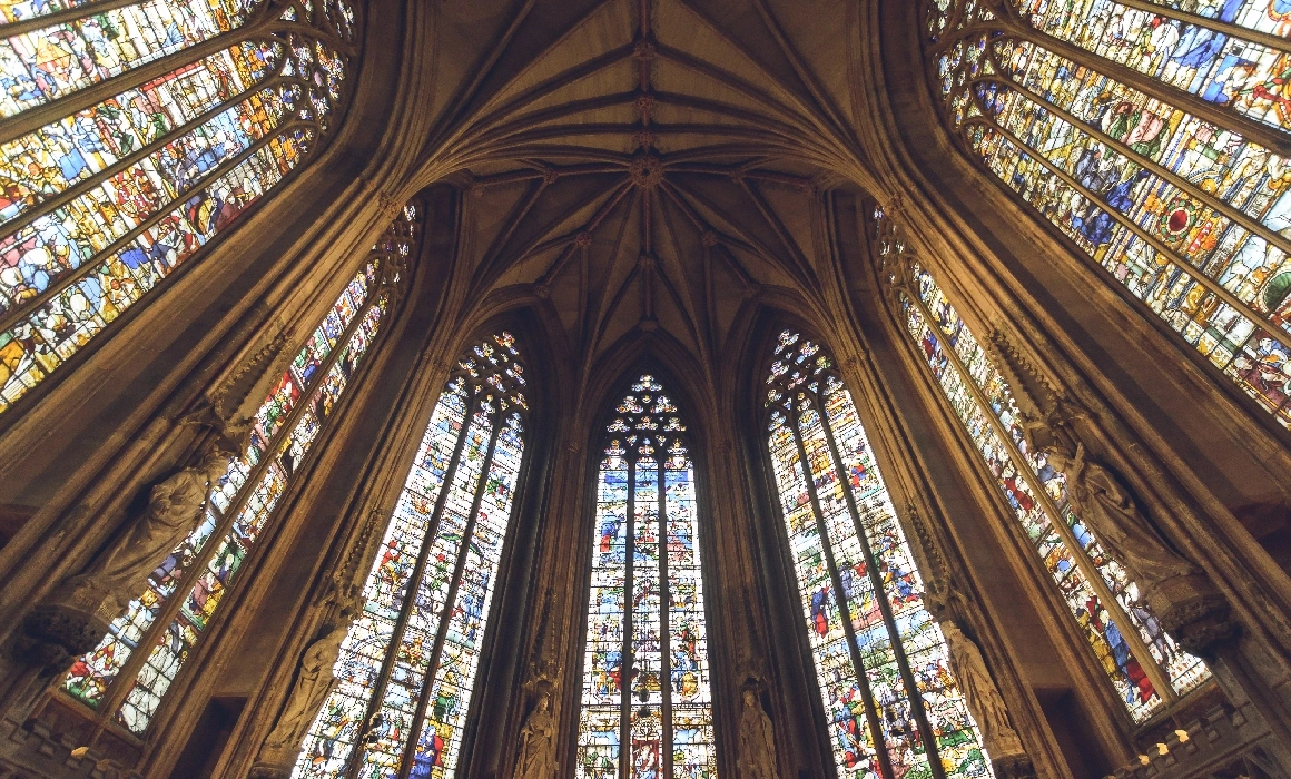 Editorial. Ce măreț e să fii chemat să construiești catedrale! Editorial. Ce măreț e să fii chemat să construiești catedrale!