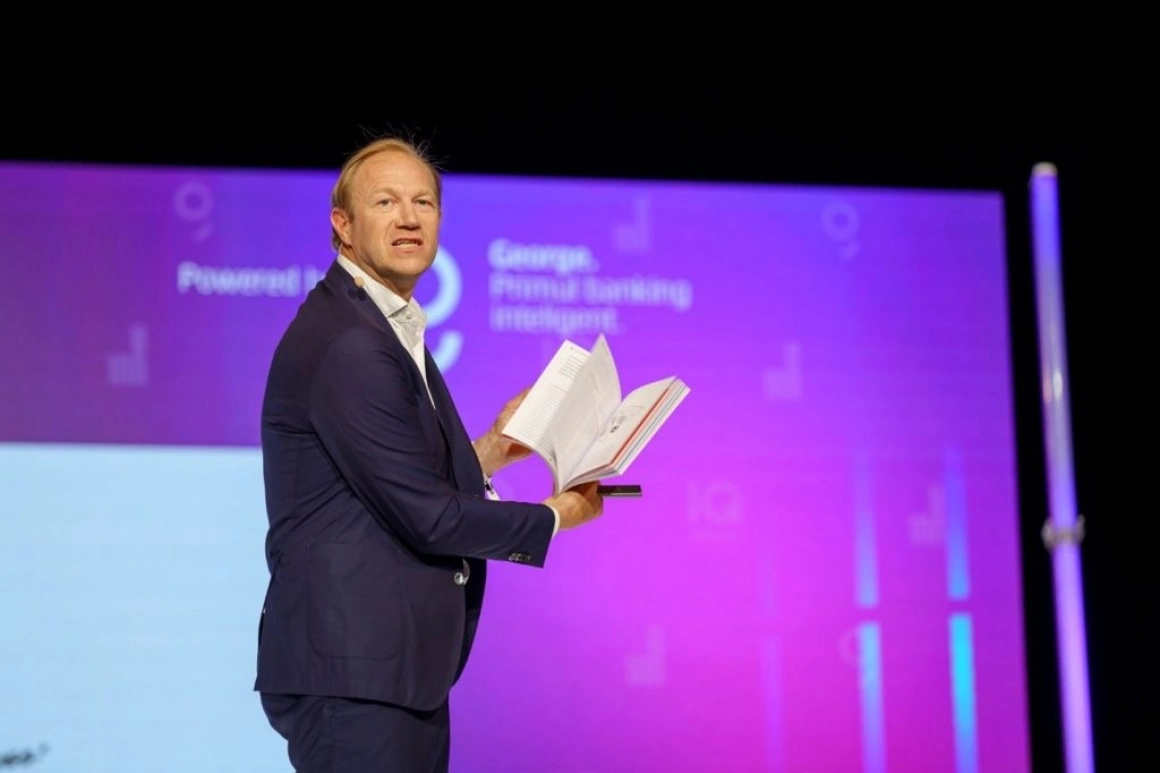Sfatul lui Jonas Kjellberg, fost manager Skype, pentru tinerii români: „Călătoriți prin lume, studiați la cele mai bune universități, construiți afaceri care încă nu există” Sfatul lui Jonas Kjellberg, fost manager Skype, pentru tinerii români: „Călătoriți prin lume, studiați la cele mai bune universități, construiți afaceri care încă nu există”