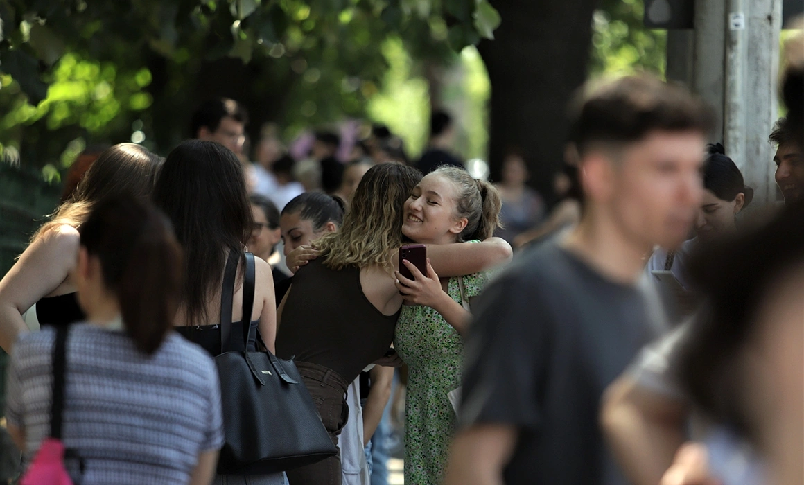 4% dintre elevi se transferă după clasa a noua. Specialiștii contrazic Ministerul Educației și arată că un examen în plus nu rezolvă nepotrivirea dintre copil și profil 4% dintre elevi se transferă după clasa a noua. Specialiștii contrazic Ministerul Educației și arată că un examen în plus nu rezolvă nepotrivirea dintre copil și profil