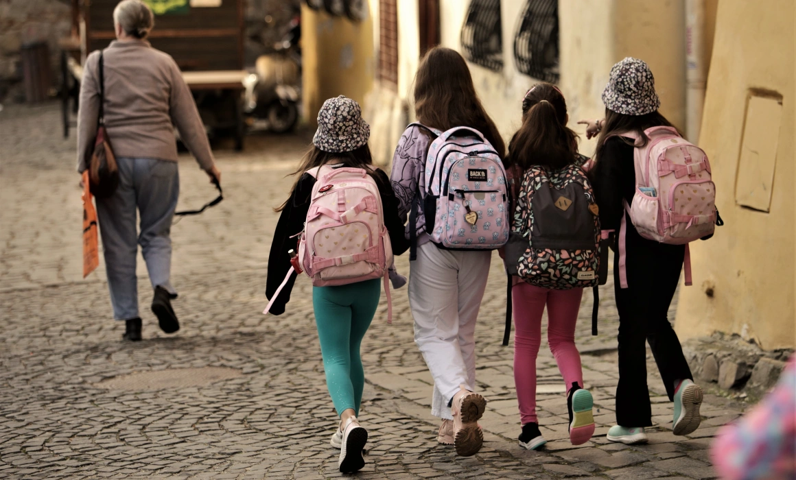 Care este decizia pe care, peste 25 de ani, ne-am fi dorit s-o luăm azi? Care este decizia pe care, peste 25 de ani, ne-am fi dorit s-o luăm azi?